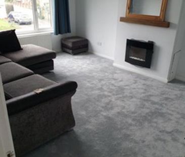 2 bedroom property to rent - Photo 1