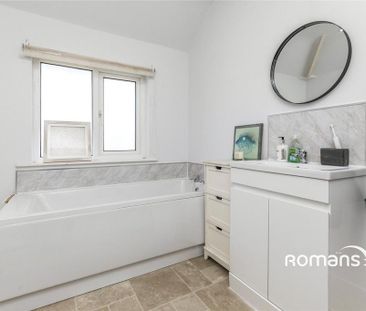 2 bedroom terraced house to rent - Photo 6