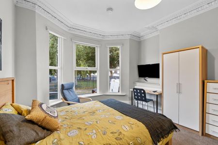 1 bedroom in a house share to rent - Photo 5