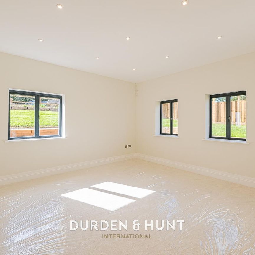 Mott Street, Loughton - Photo 1