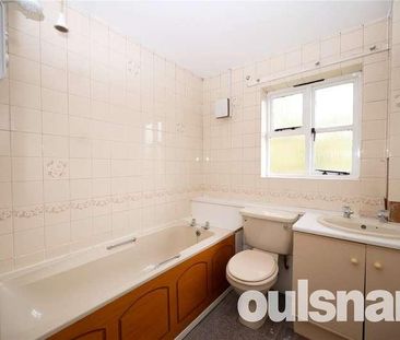 Station Approach, Barnt Green, Birmingham, Worcestershire, B45 - Photo 3