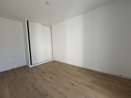 T2 - 42,41M2 - RIVERY - NEUF - BALCON - PARKING - Photo 4