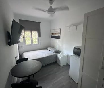 Via Favència, Barcelona, Catalonia 08042 - Photo 2