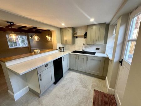 Chapel Street, Nottingham, NG13 - Photo 3