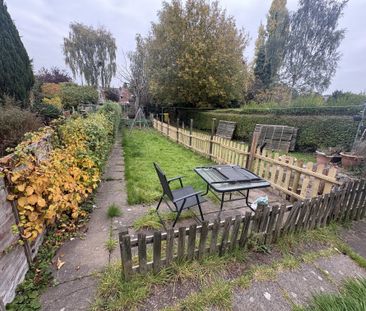 2 bedroom terraced house to rent - Photo 1