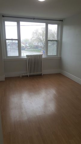 For Lease - 44 Bartonville Avenue Unit# 3, Toronto, Ontario - Photo 4