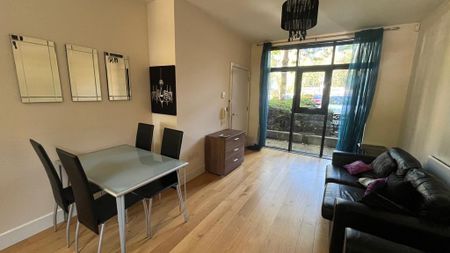 3 bedroom townhouse to rent - Photo 2