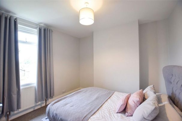2 bedroom terraced house to rent - Photo 1