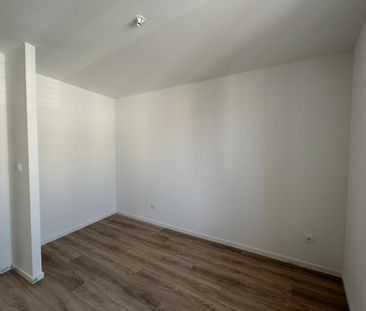 Location Appartement 3 pièces 59m² ROANNE 42300 - Photo 3
