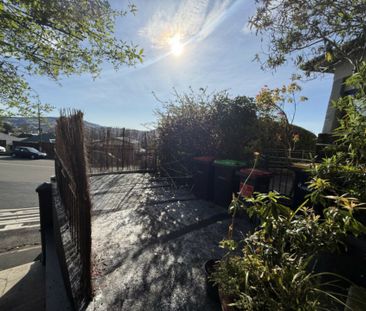 Private and spacious in Roslyn! - Photo 3
