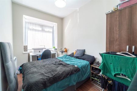 6 bedroom house to rent - Photo 3