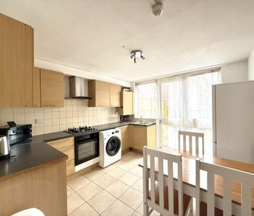 5 bedroom maisonette to rent - Photo 1