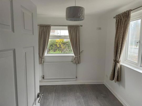 2 bedroom detached bungalow to rent - Photo 1