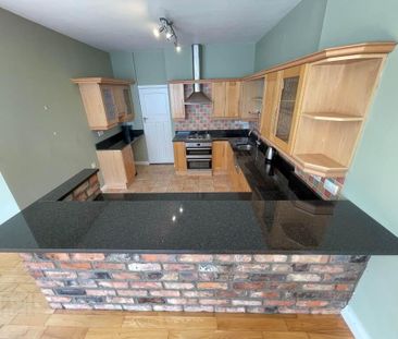38 Demesne Road, Holywood, BT18 9NB - Photo 5