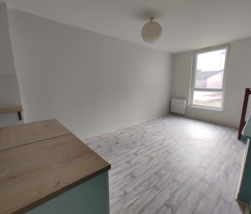 LIMOGES T3 DE 67 m² EN DUPLEX EN CENTRE VILLE - Photo 2