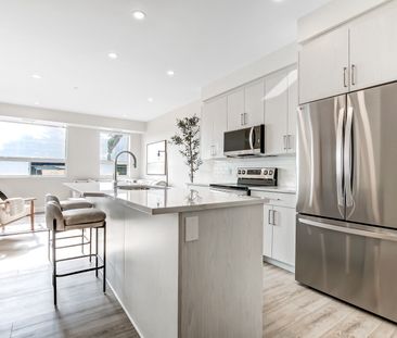 For Lease - 16 Compass Trail Unit# 108, Central Elgin, Ontario - Photo 1