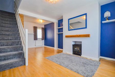 3 bedroom terraced house to rent - Photo 3