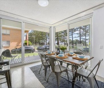 Burleigh Heads - Photo 1