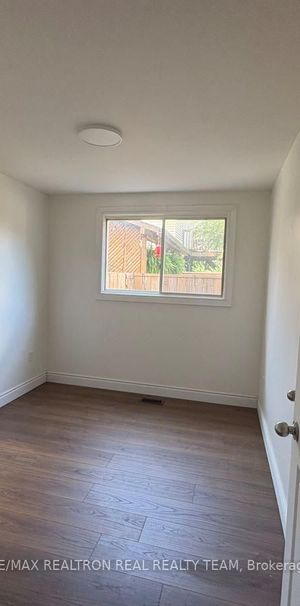 For Lease - 1129 Cannon Street Unit# #C1, Hamilton, Ontario - Photo 1