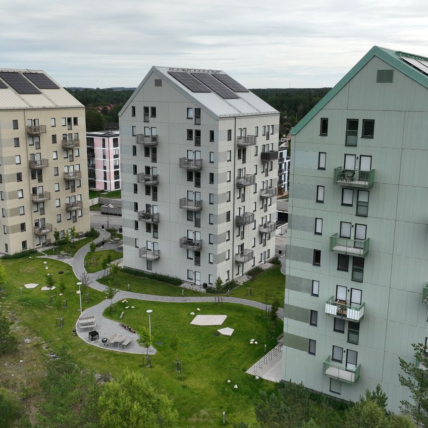 Finkmossvägen, Tumba - Photo 1