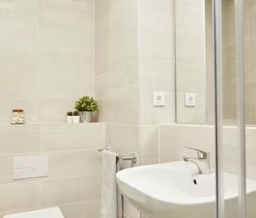 Avenida Rodajos, Pozuelo de Alarcón, Community of Madrid 28223 - Foto 3