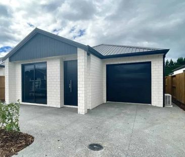 Charming 3 bed 2 Bath Home in Magnolia Creek Estate - Photo 4