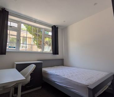 Rolleston Drive, Nottingham - Photo 5