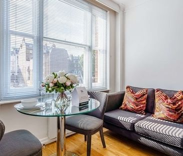 Studio apartment - studio with 1 reception and 1 bathroom in Mayfai... - Photo 1