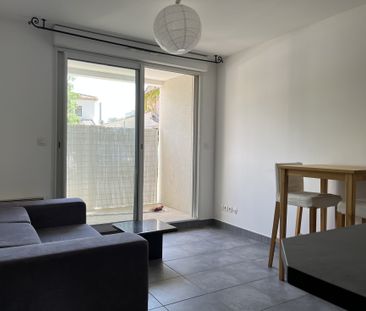 Location T2 meublé 34m² + garage fermé Marseille 13010 Saint Tronc - Photo 1