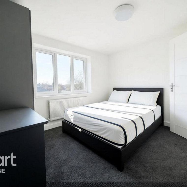 1 bedroom in a house share to rent - Photo 1