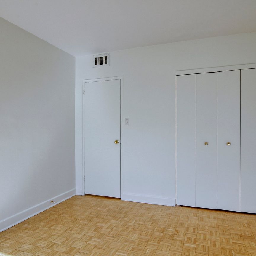 Condo for rent, Montréal (Ville-Marie) - Photo 1