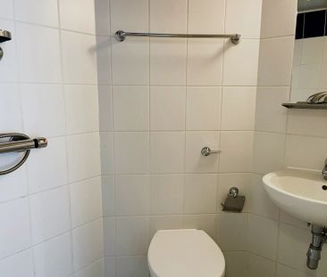 Silver En Suite - Photo 4