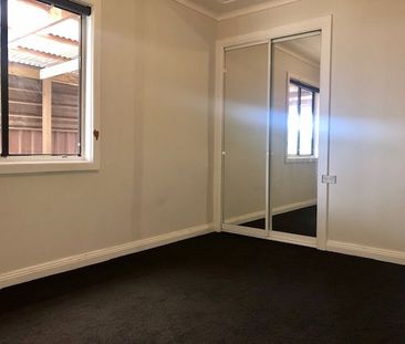 GREAT FAMILY HOME! - Photo 6