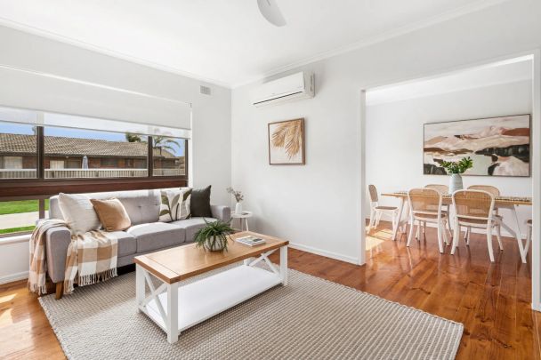 Spacious, Light-Filled Unit with Park Views - Photo 1