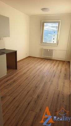 Pronájem bytu 3+1 80 m2 - Fotografie 1
