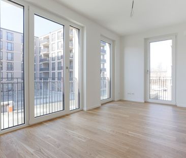 Urbanes Lebensgefühl trifft Wasserlage: 2-Zi.-Neubauwohnung in Topl... - Photo 4