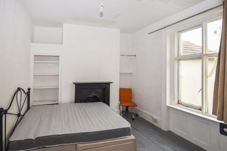 1 bedroom house to rent - Photo 2