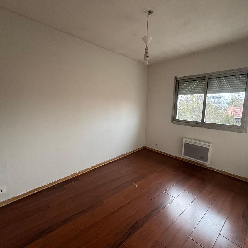 Location Appartement 3 pièces 77m² VAULX EN VELIN 69120 - Photo 1