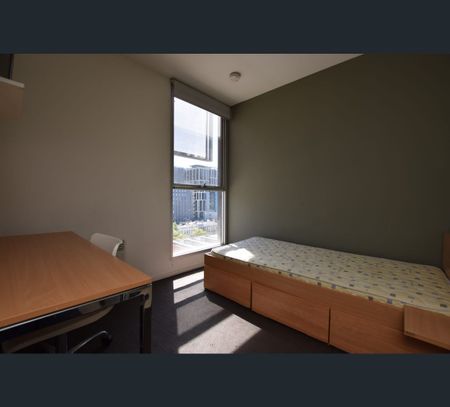 813/9 Earl Street, Carlton, Vic 3053 - Photo 2