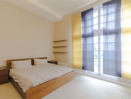 This stunning three bedroom apartment is located on the first floor of this prestigious development. - Photo 2