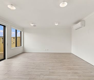 NEW BUILD HOME FOR RENT IN LARA - Photo 2