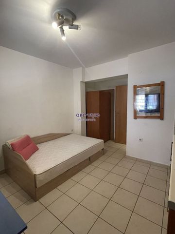 Studio/Γκαρσονιέρα για ενοικίαση Άνω Πόλη - Φωτογραφία 2
