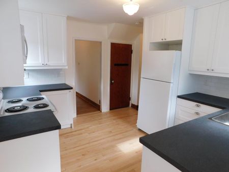 FOR RENT – 2 Graham Street, Dartmouth, Nova Scotia - Photo 5