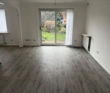 4 bedroom detached house to rent - Photo 1