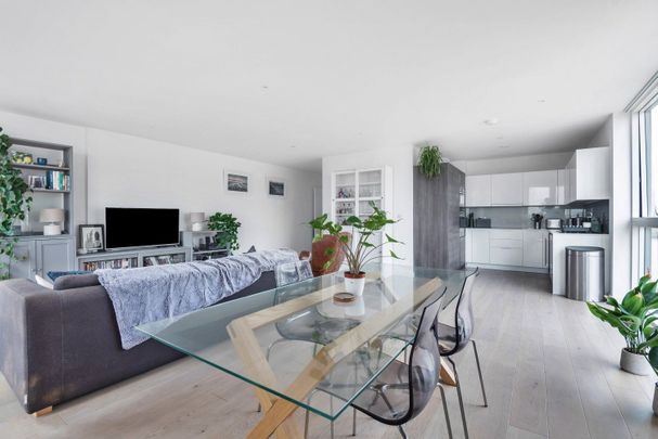 River Gardens Walk, Greenwich, SE10 - Photo 1