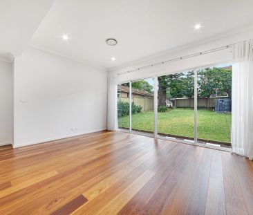 Striking Near New 5 Bedroom Contemporary Home in Parkside Location - Photo 1