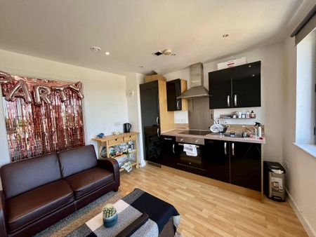 1 bedroom apartment to rent - Photo 2