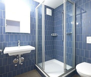 Herrliche Sicht auf See und Umgebung im 11. Obergeschoss - Photo 2