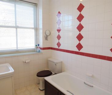 Eaton Gardens, Hove - Photo 6