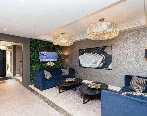 Atkinson Close, London, SW20 - Photo 1